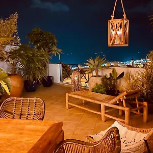 https://costa-adeje-panoramic-views-private-pool-house.adeje-hotels.com